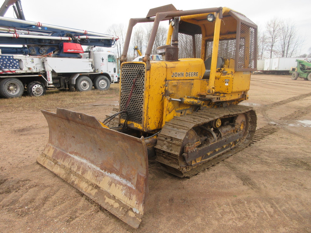 1985 JOHN DEERE 550B CRAWLER DOZER FOR SALE 2724