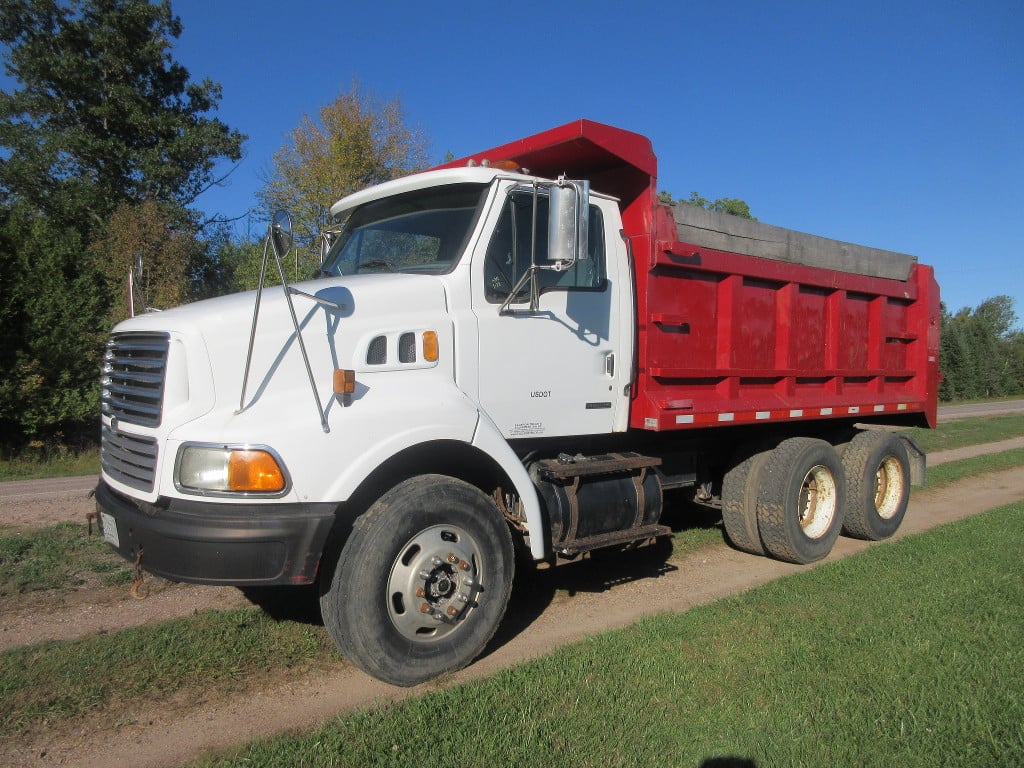 2000 STERLING LT9513 TANDEM AXLE DUMP TRUCK FOR SALE 3101 2000-sterling-lt9513-tandem-axle-dump-truck-for-sale-3101