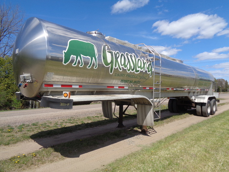 1994 WALKER 3A Tank Trailer #4053