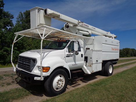 2001 FORD F-750SD Bucket Boom Truck #4097