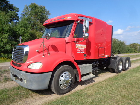 2007 FREIGHTLINER 112 COLUMBIA Sleeper #4099