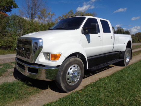 2004 FORD F650 Service - Utility Truck #4111