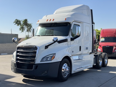 2020-freightliner-cascadia-tandem-axle-sleeper #1403