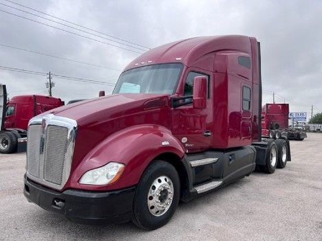 2015 KENWORTH T680 Sleeper