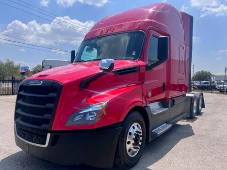 2020 FREIGHTLINER CASCADIA Sleeper