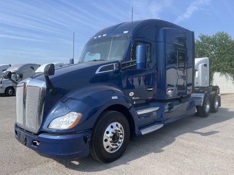 2021-kenworth-t680-tandem-axle-sleeper #1699