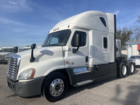 2019-freightliner-cascadia-125-tandem-axle-sleeper #1730