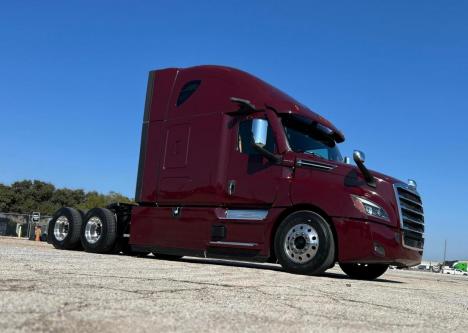 2020 Freightliner Cascadia 126 Sleeper #1377