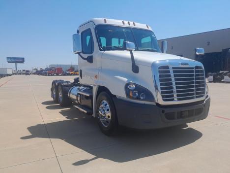 2019 Freightliner CASCADIA 125 Daycab #4581