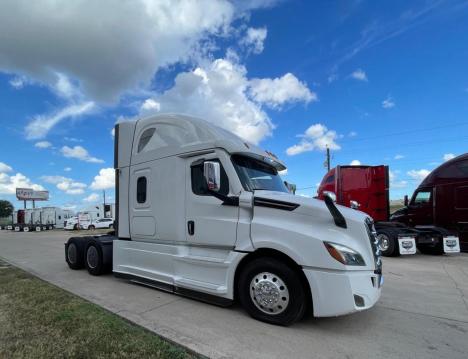 2023 Freightliner Cascadia 126 Sleeper #4616 2023 Freightliner Cascadia 126 Sleeper #4616