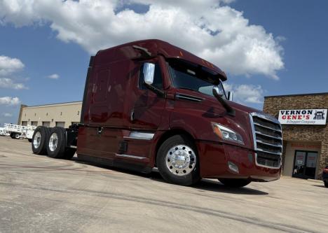 2022 Freightliner Cascadia 126 Sleeper #4620 2022 Freightliner Cascadia 126 Sleeper #4620