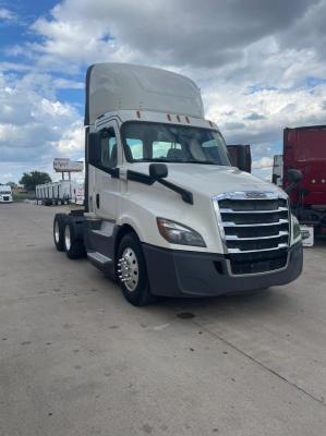 2019 Freightliner Cascadia 126 Daycab #4629