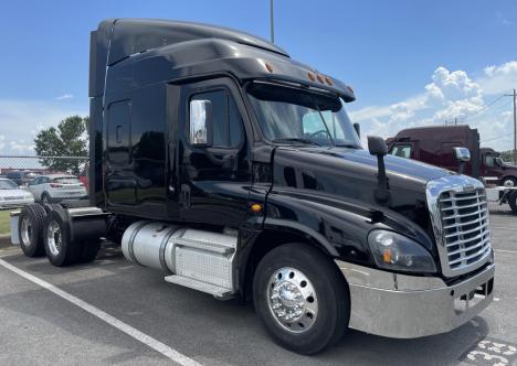 2019 Freightliner Cascadia 125 Sleeper #4637