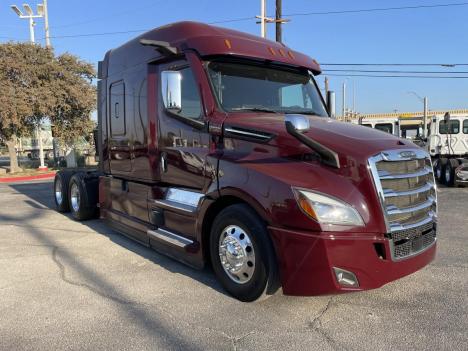 2022 Freightliner CASCADIA 126 Sleeper #4655