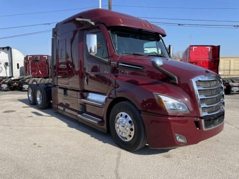 2022 Freightliner CASCADIA 126 Sleeper #4657 2022 Freightliner CASCADIA 126 Sleeper #4657