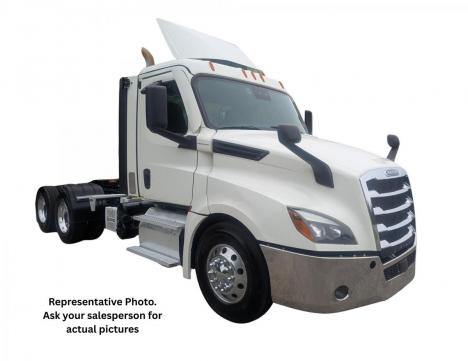 2022 Freightliner CASCADIA 126 Daycab #4691