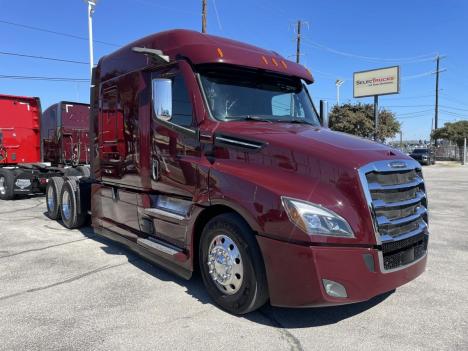 2022 Freightliner CASCADIA 126 Sleeper #4722