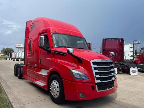 2023 Freightliner Cascadia 126 Sleeper #4727 2023 Freightliner Cascadia 126 Sleeper #4727