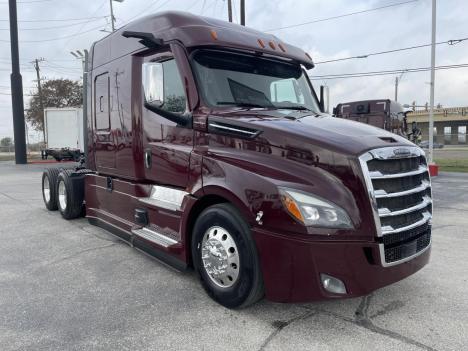 2022 Freightliner CASCADIA 126 Sleeper #4751 2022 Freightliner CASCADIA 126 Sleeper #4751