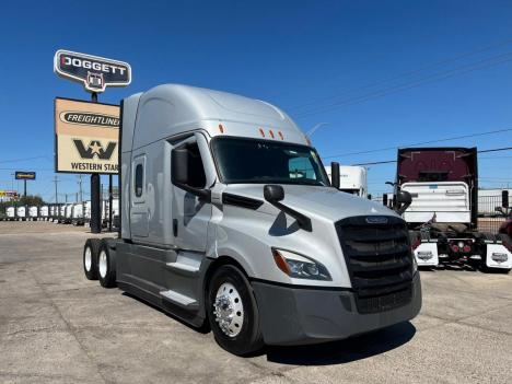 2022 Freightliner Cascadia 126 Sleeper #4756 2022 Freightliner Cascadia 126 Sleeper #4756