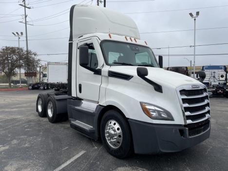 2021 Freightliner CASCADIA 126 Daycab #4766 2021 Freightliner CASCADIA 126 Daycab #4766