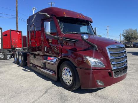 2022 Freightliner CASCADIA 126 Sleeper #4795 2022 Freightliner CASCADIA 126 Sleeper #4795