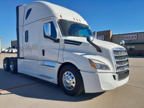 2023-freightliner-cascadia-126-sleeper #4812