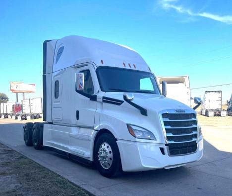2023-freightliner-cascadia-126-sleeper #4836