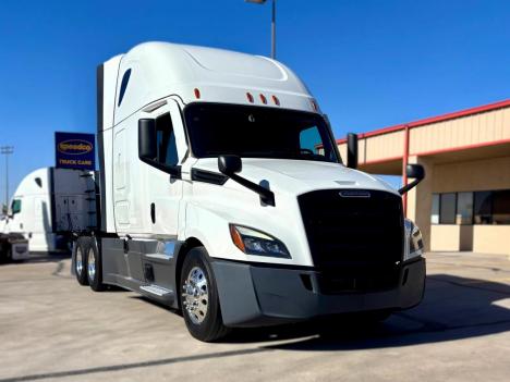2023-freightliner-cascadia-126-sleeper #4851