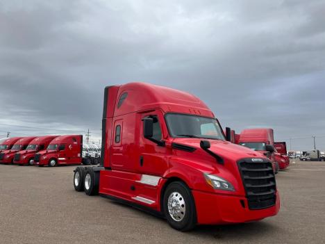 2024-freightliner-cascadia-126-sleeper #4874