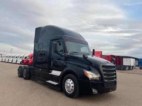 2021-freightliner-cascadia-126-sleeper #4888