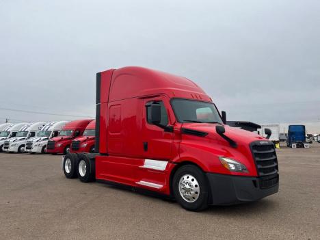 2024-freightliner-cascadia-126-sleeper #4889