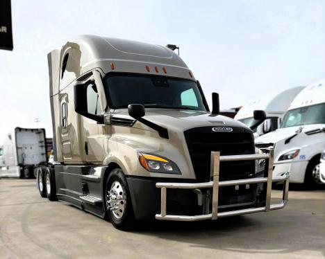 2022-freightliner-cascadia-126-sleeper #4913