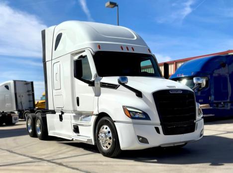 2022-freightliner-cascadia-126-sleeper #4935