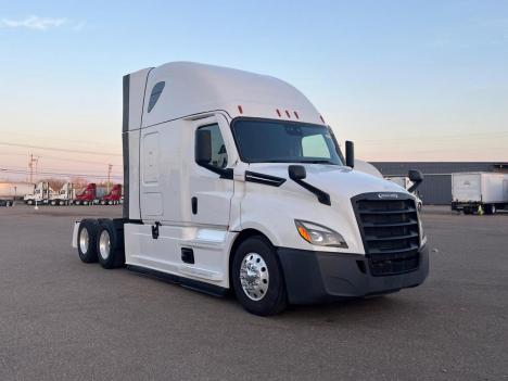 2023-freightliner-cascadia-126-sleeper #4954