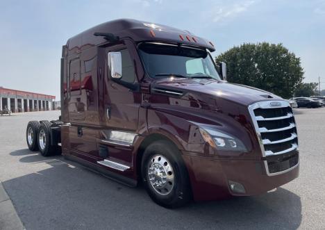 2021-freightliner-cascadia-126-sleeper #4960