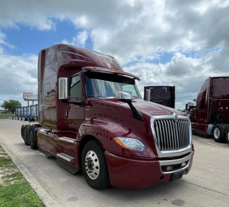 2023-international-lt625-sleeper #5052