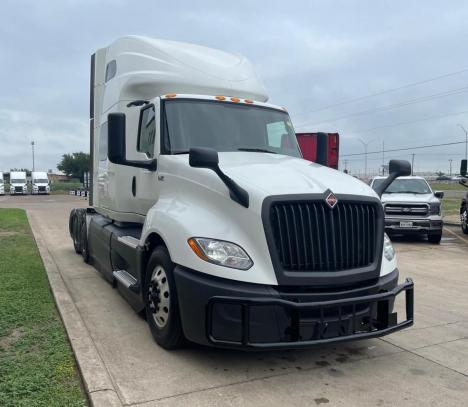 2022-international-lt625-sleeper #5077