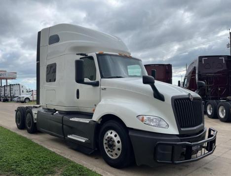2022-international-lt625-sleeper #5086