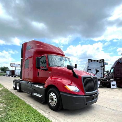 2021-international-lt625-sleeper #5099