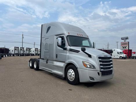 2020 Freightliner Cascadia 126 Sleeper #5114