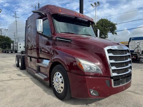 2022-freightliner-cascadia-126-sleeper #5123