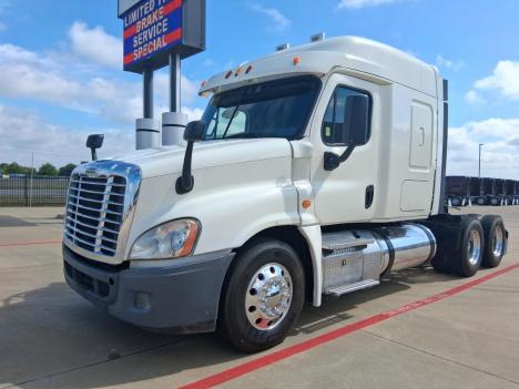 2015-freightliner-cascadia-125-sleeper #5130