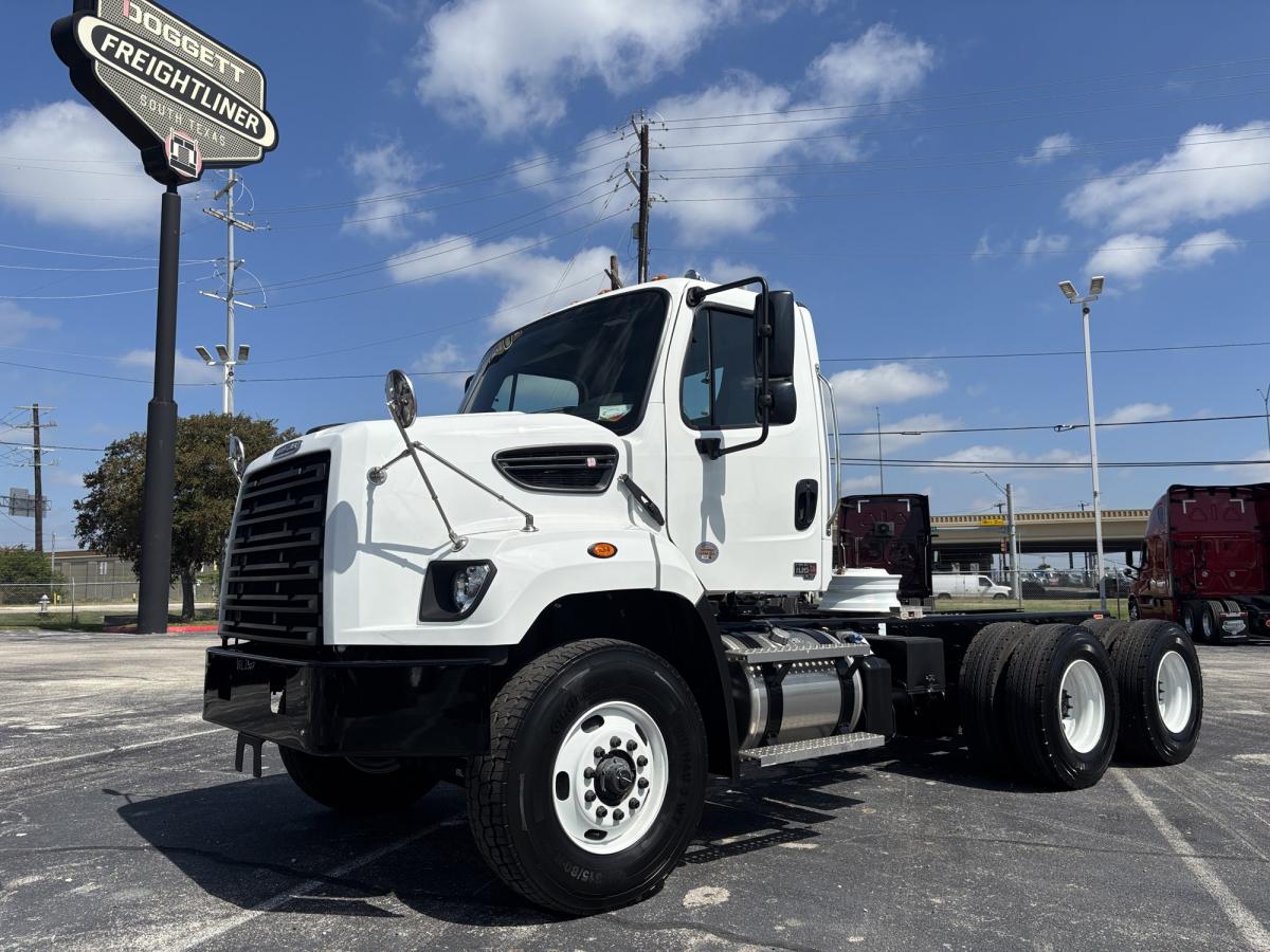 2025 Freightliner 108SD
