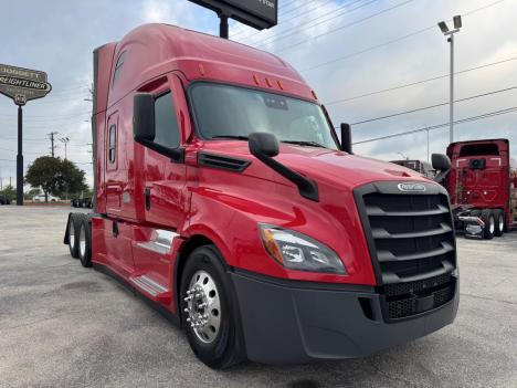 2022-freightliner-cascadia-126-sleeper #5226