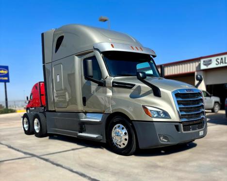 2022-freightliner-cascadia-126-sleeper #5241