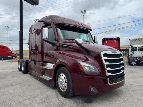 2022 Freightliner CASCADIA 126 Sleeper #5268