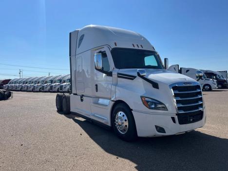 2022-freightliner-cascadia-126-sleeper #5275
