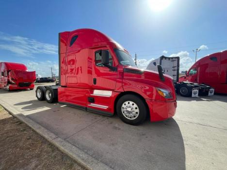 2023-freightliner-cascadia-126-sleeper #5277