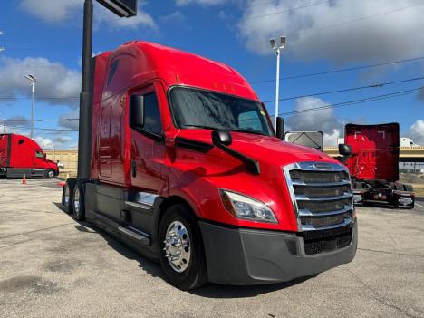 2023-freightliner-cascadia-126-sleeper #5304